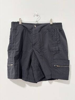 Te Verde Women's Black Athletic Cargo Shorts with Zip Pockets Womens Size Medium